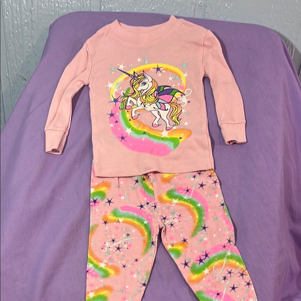 5 for $10 💜 Kidgets brand unicorn pjs size 12 months